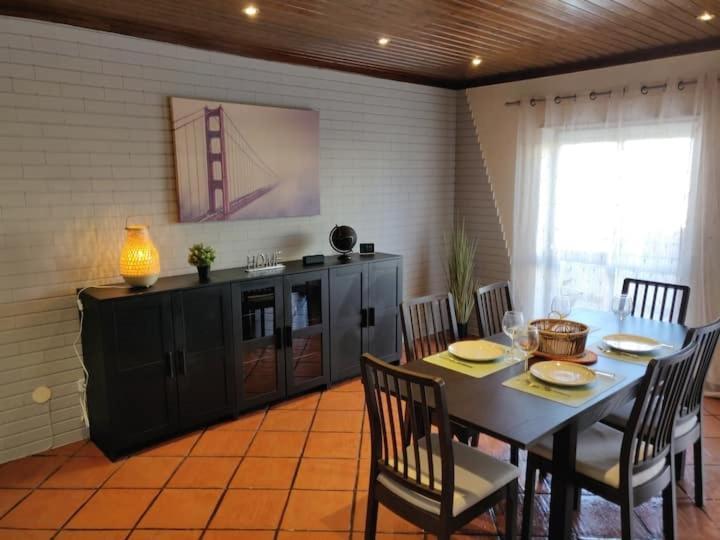 Ferienwohnung Guestready - Charming Accents Near The Beach Sesimbra Exterior foto